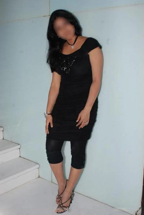 Call Girls Shikohabad